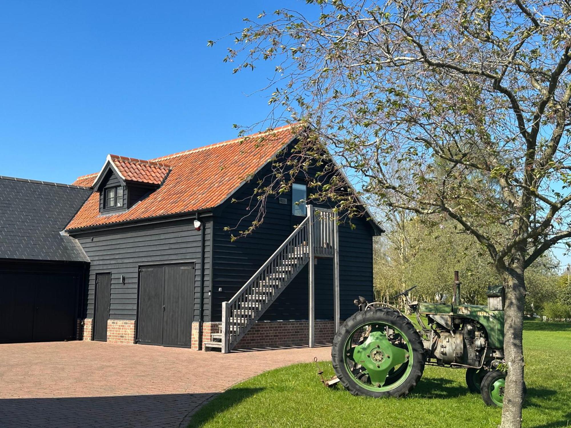 The Old Piggery, Cart Lodge In Newbourne Exteriör bild